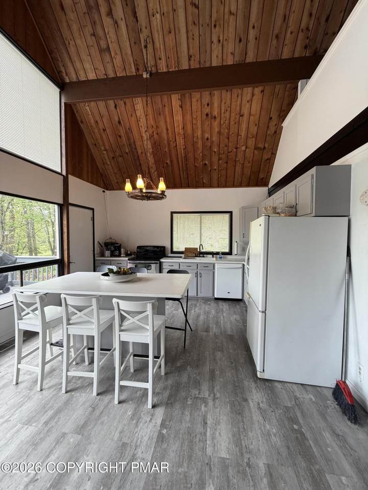 https://bt-photos.global.ssl.fastly.net/pocono/1280_boomver_1_PM-141761-2.jpg