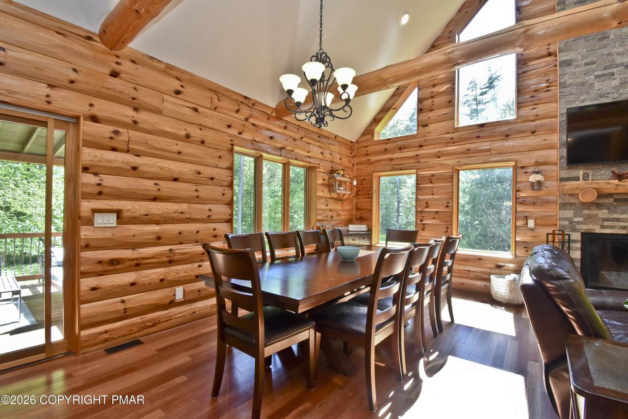 https://bt-photos.global.ssl.fastly.net/pocono/1280_boomver_1_PM-141770-2.jpg