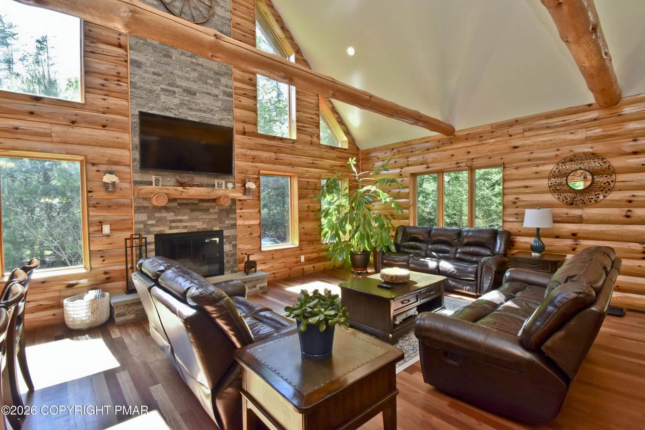 https://bt-photos.global.ssl.fastly.net/pocono/1280_boomver_1_PM-141770-2.jpg