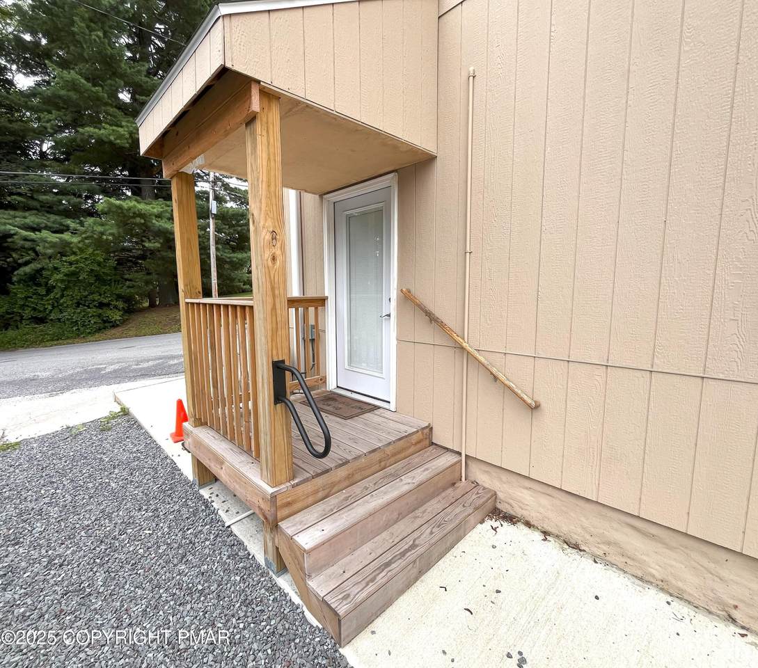 https://bt-photos.global.ssl.fastly.net/pocono/1280_boomver_1_PM-141811-2.jpg