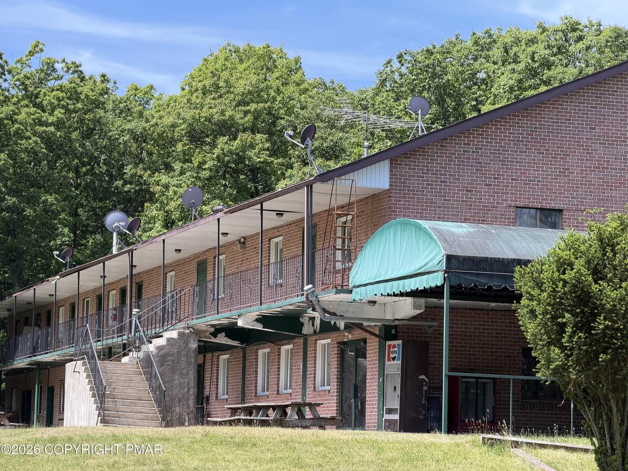 https://bt-photos.global.ssl.fastly.net/pocono/1280_boomver_1_PM-141979-2.jpg