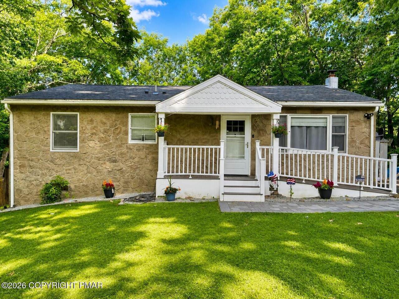 179 Darcy Drive - Photo 1