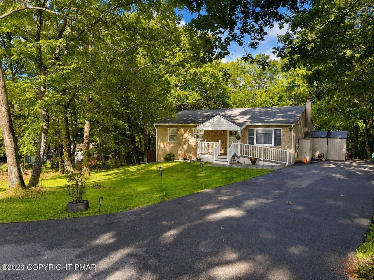 https://bt-photos.global.ssl.fastly.net/pocono/1280_boomver_1_PM-142274-2.jpg