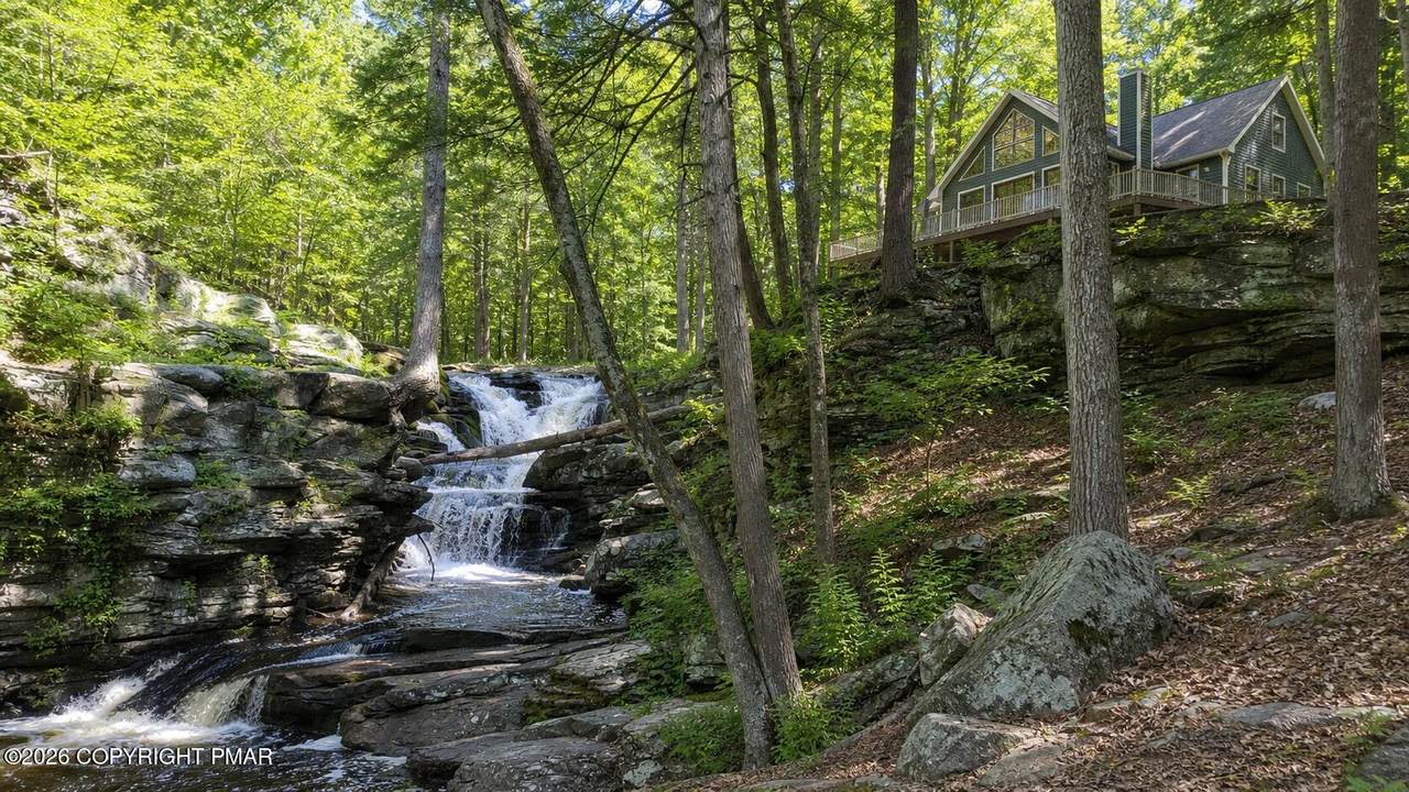 https://bt-photos.global.ssl.fastly.net/pocono/1280_boomver_1_PM-142450-2.jpg