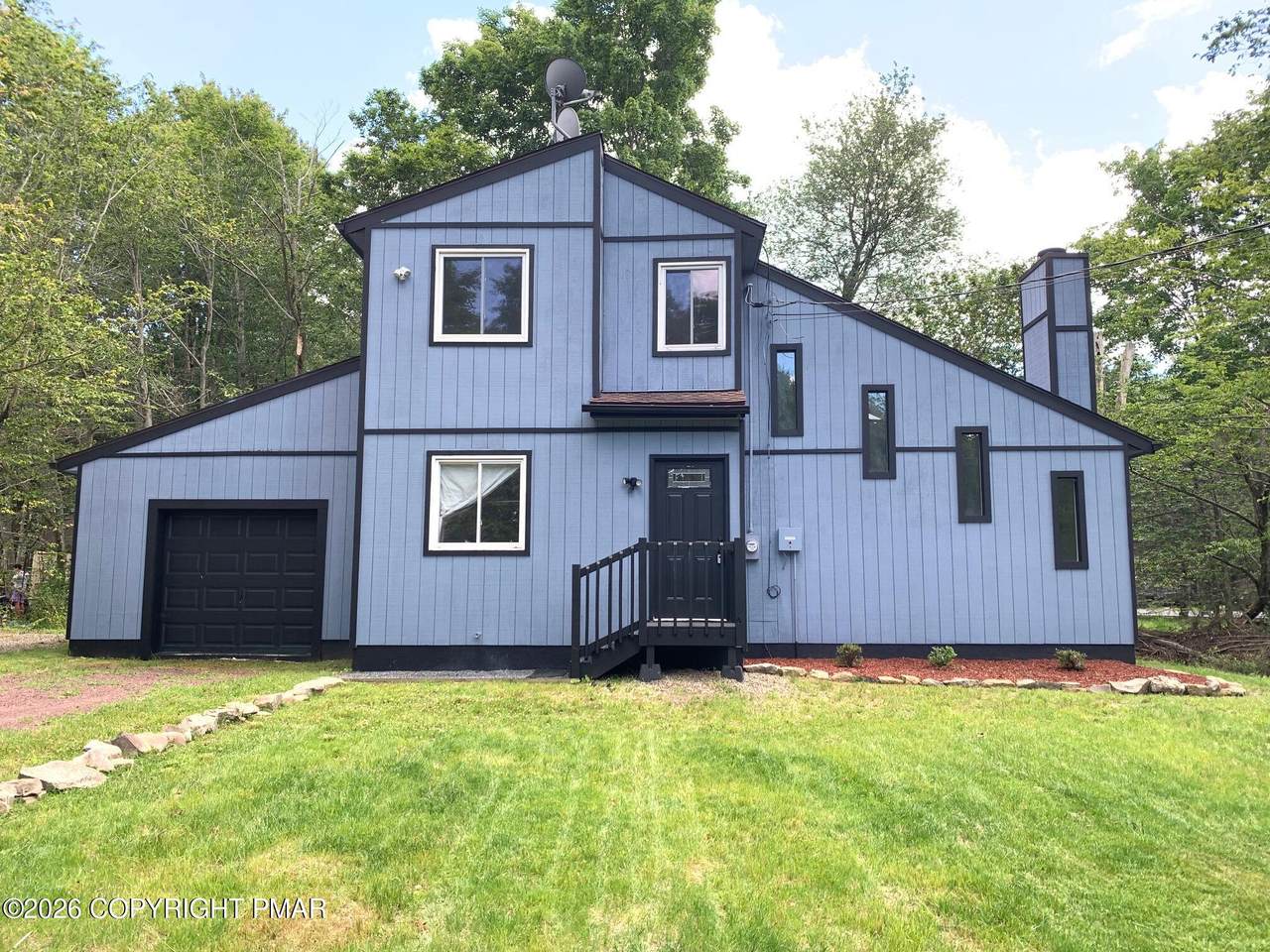 9554 Jasmine Drive - Photo 1