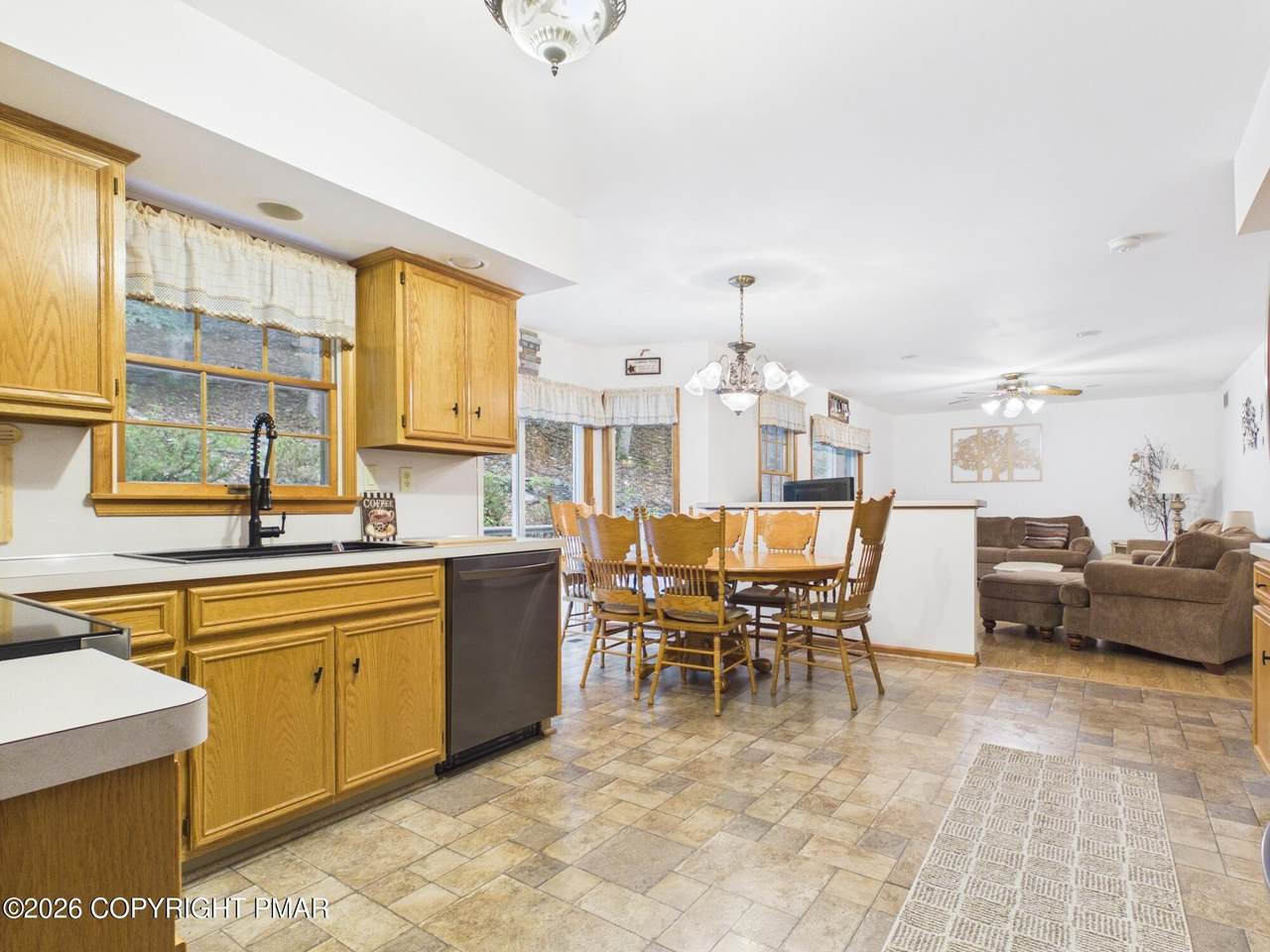 https://bt-photos.global.ssl.fastly.net/pocono/1280_boomver_1_PM-142583-2.jpg
