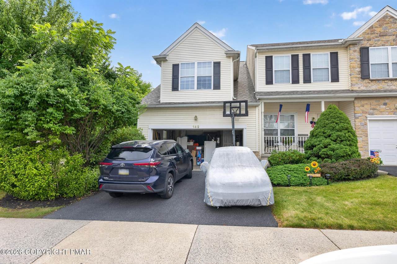 142 Willow Drive - Photo 1