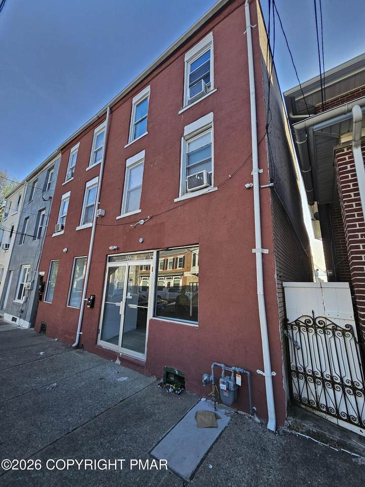 322 Ridge Avenue - Photo 1