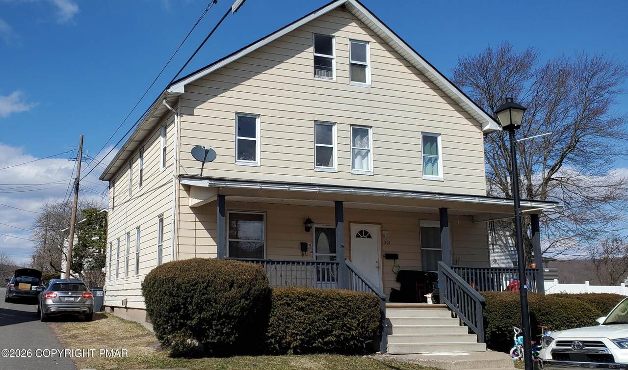 201-203 Erie Street - Photo 1