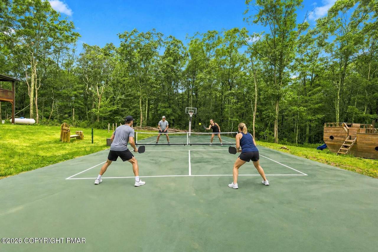 https://bt-photos.global.ssl.fastly.net/pocono/1280_boomver_1_PM-142950-2.jpg