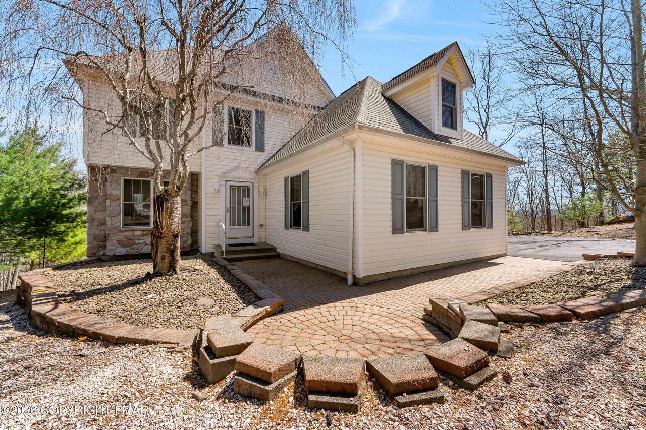 117 Water Tower Circle - Photo 1
