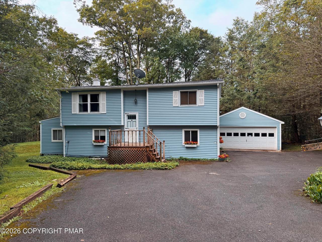 304 Leaf Street - Photo 1