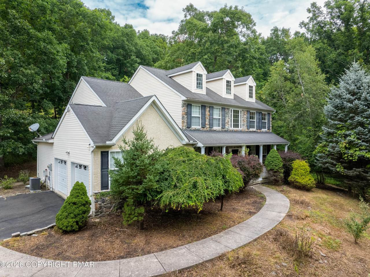 208 Fazio Way - Photo 1