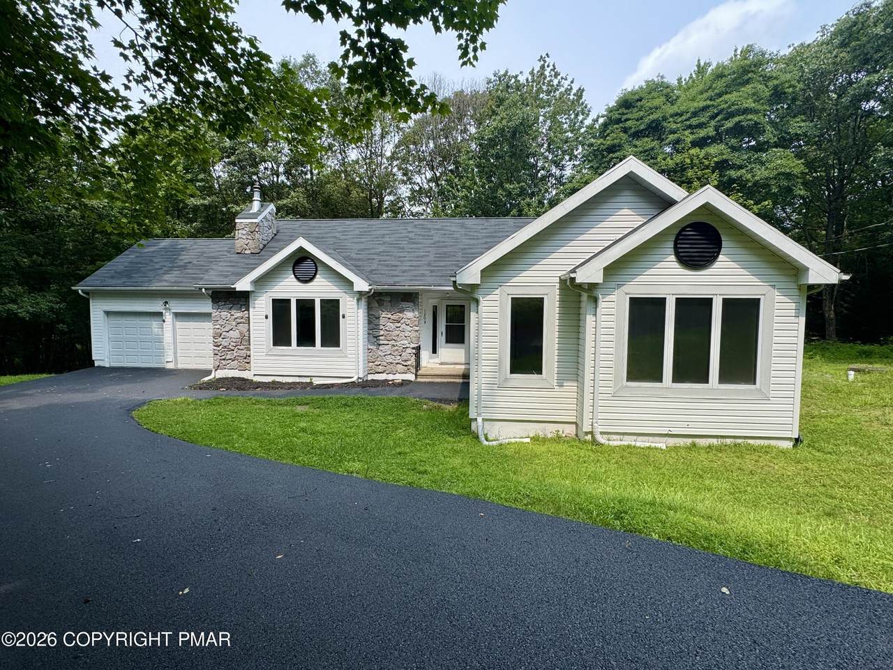 1208 Ironwood Court - Photo 1
