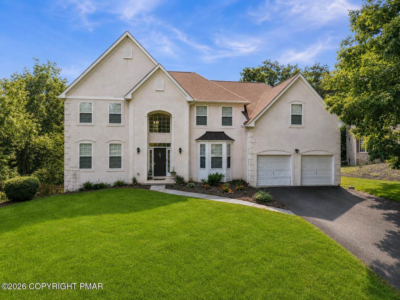137 Outlook Court - Photo 1