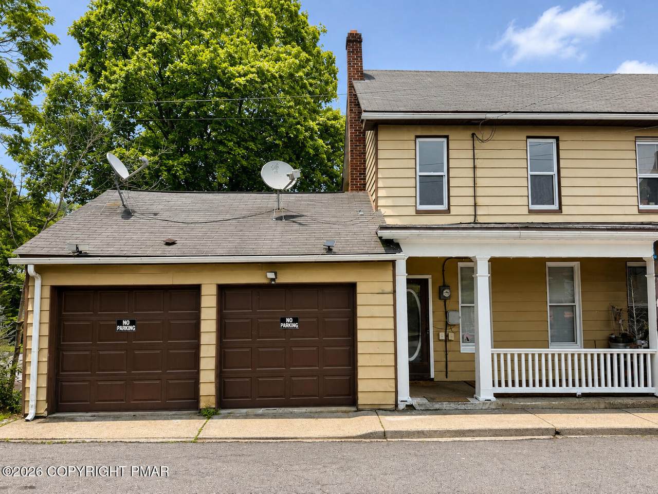 403 Gay Street - Photo 1