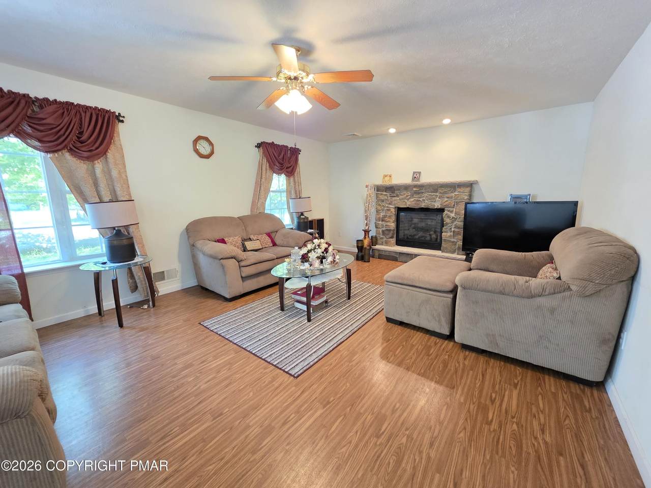 https://bt-photos.global.ssl.fastly.net/pocono/1280_boomver_1_PM-144053-2.jpg