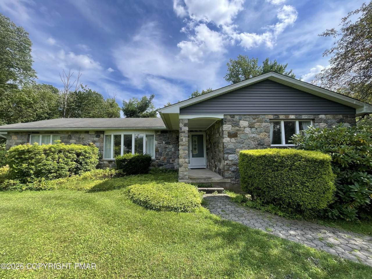 https://bt-photos.global.ssl.fastly.net/pocono/1280_boomver_1_PM-144187-2.jpg
