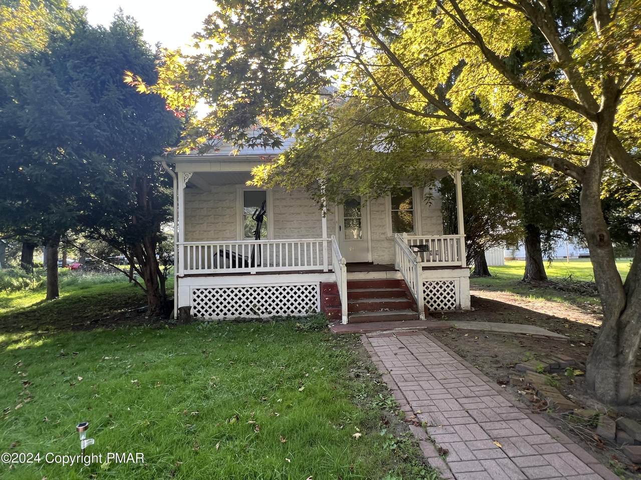 99 Walnut Street - Photo 1