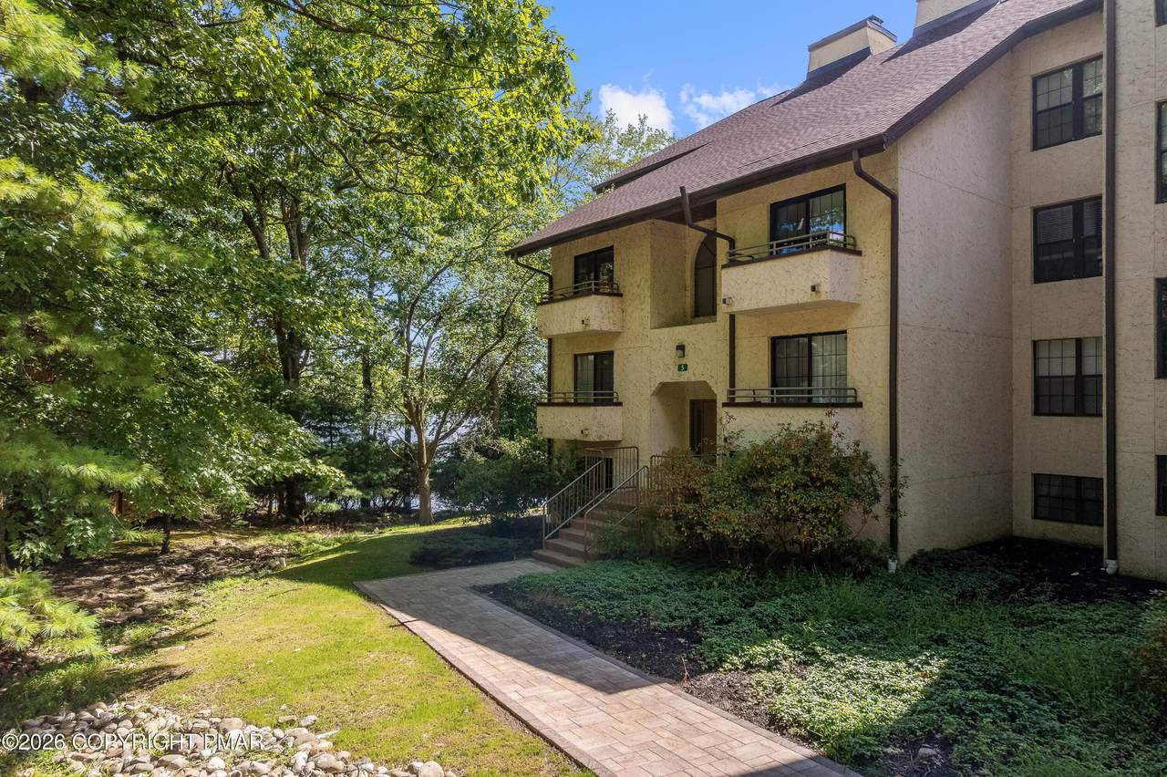 5 Midlake Drive - Photo 1