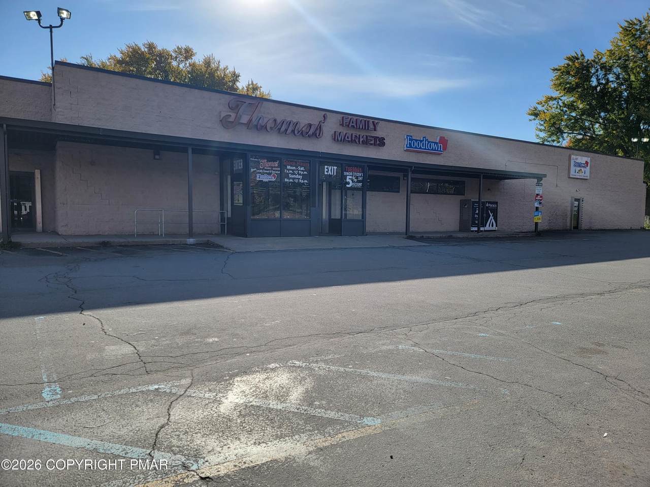 5 Mountain Mall - Photo 1