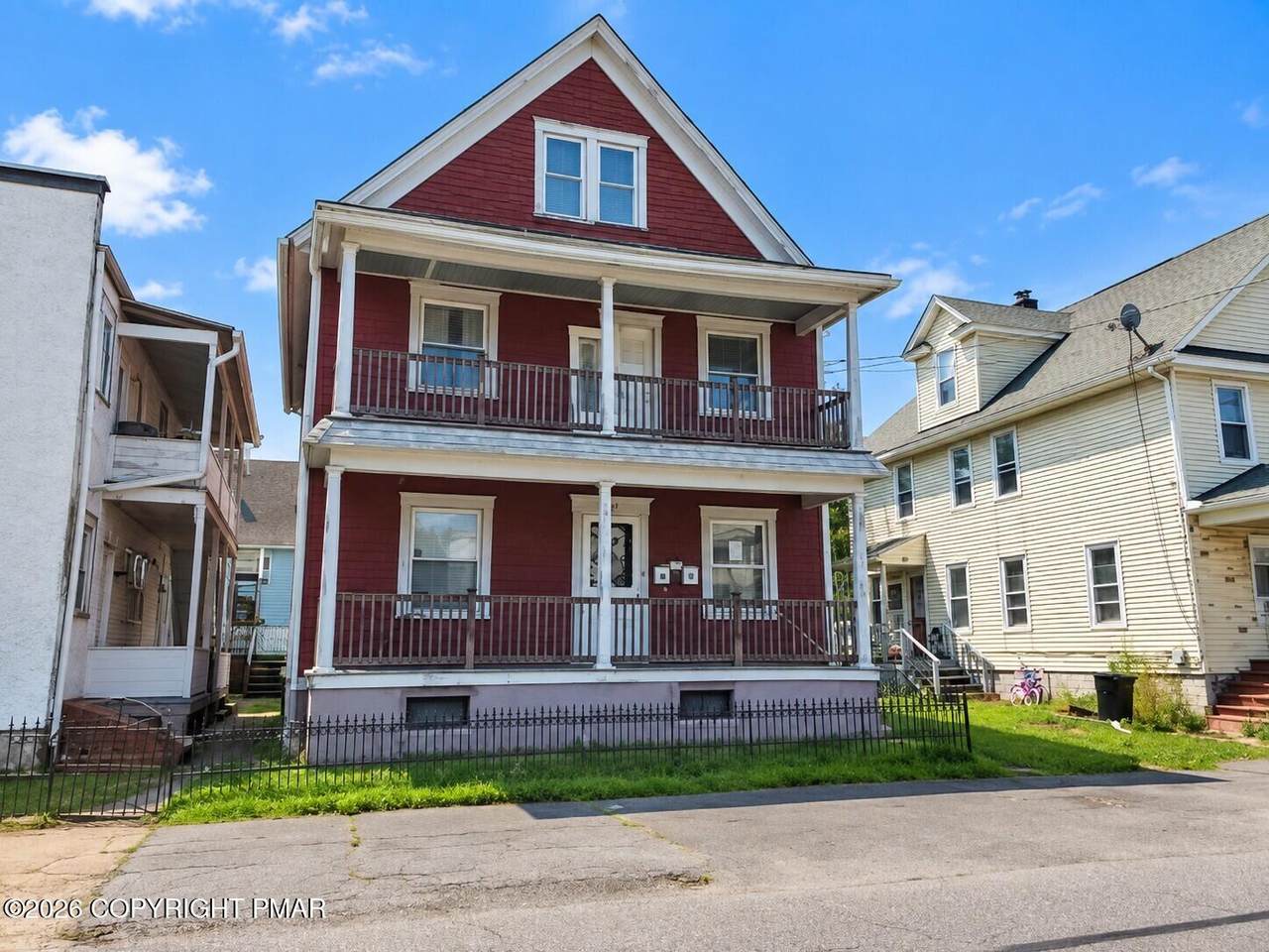 740 Orchard Street - Photo 1