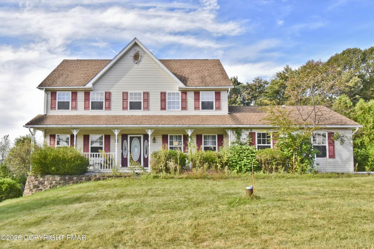 202 Stacia Way - Photo 1