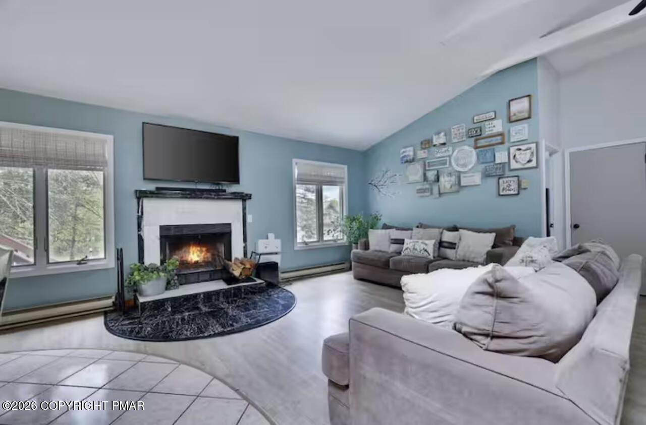 https://bt-photos.global.ssl.fastly.net/pocono/1280_boomver_1_PM-145243-2.jpg