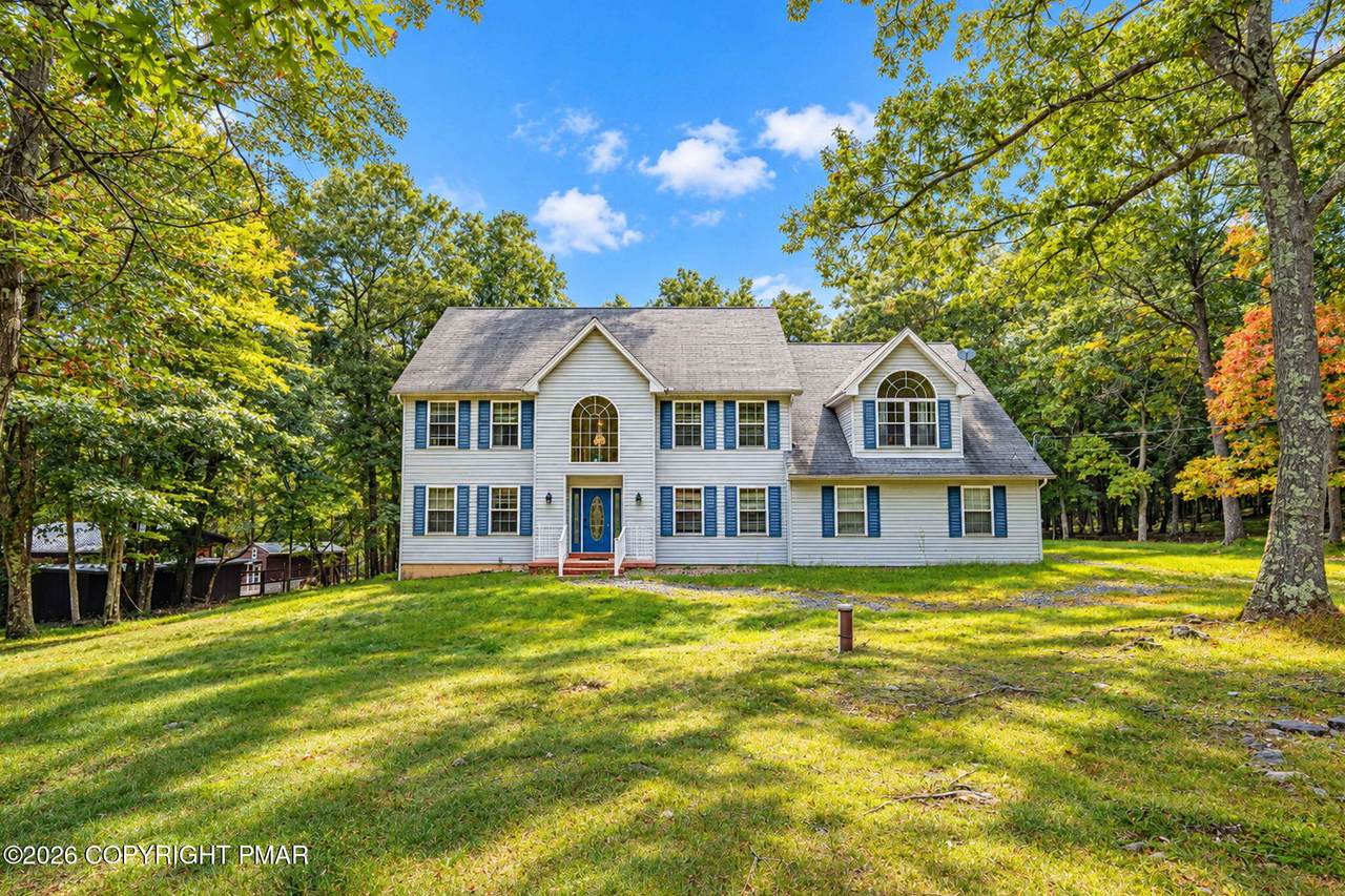 159 Winding Way - Photo 1