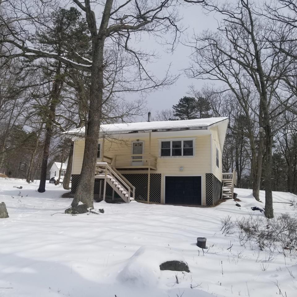 320 Mallard Ln - Photo 1