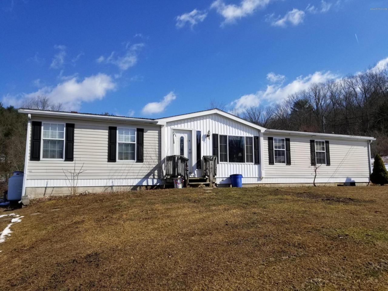 107 Farm Hill Dr - Photo 1