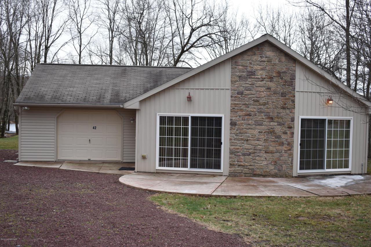 42 Beaver Drive - Photo 1