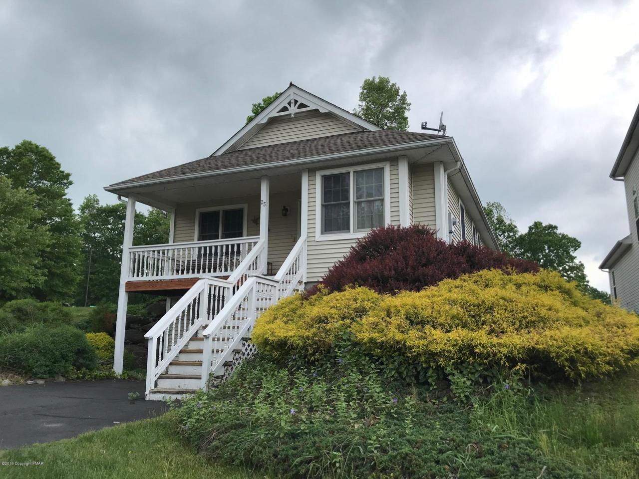 221 Hawthorne Village Court - Photo 1