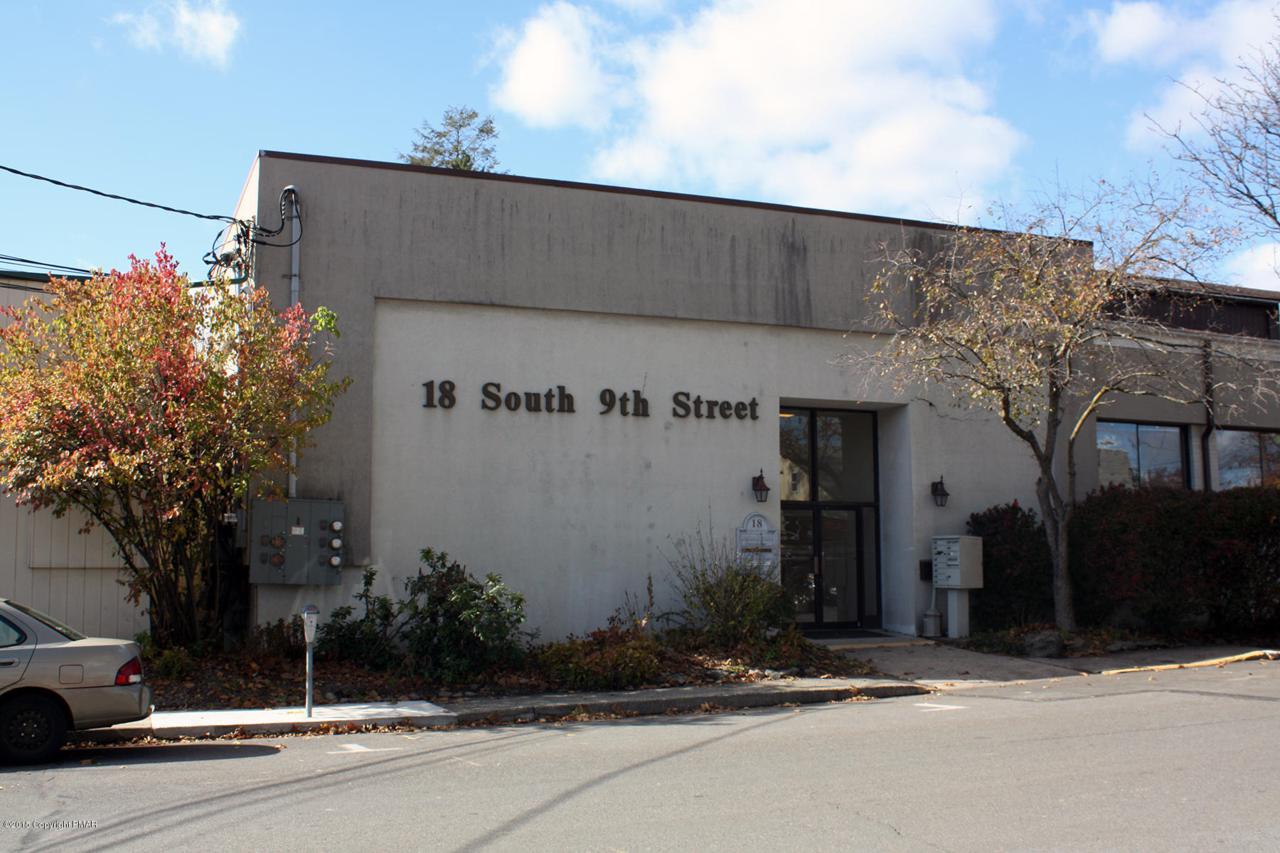 18 9th Street - Photo 1