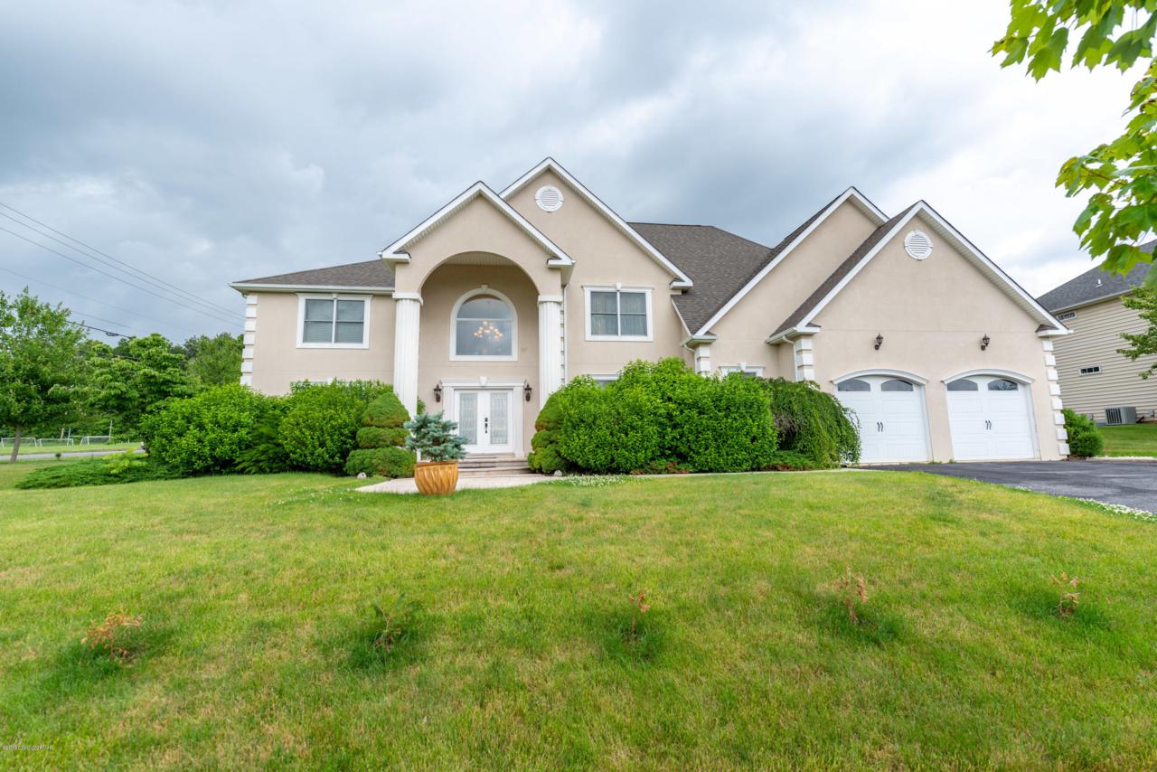 3785 Amherst Rd - Photo 1