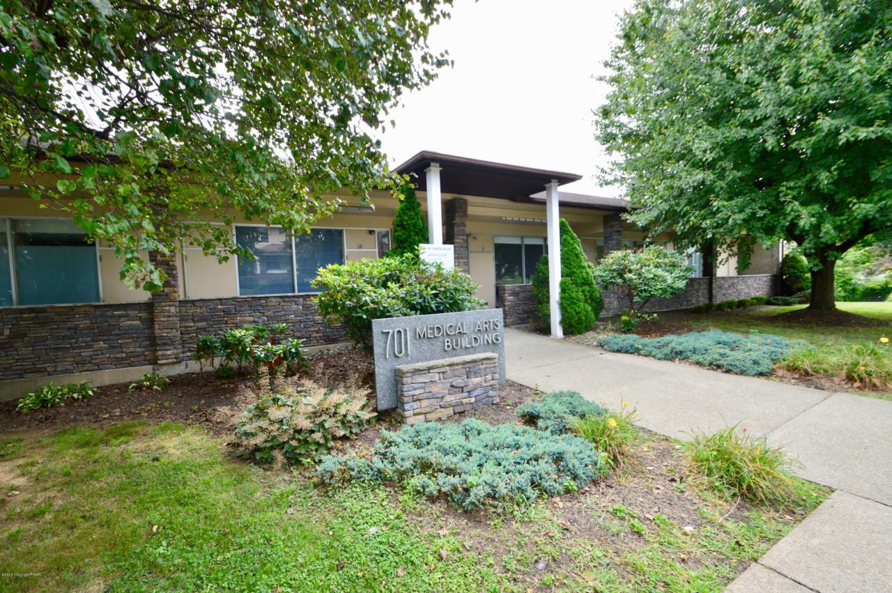 701 Union Blvd - Photo 1