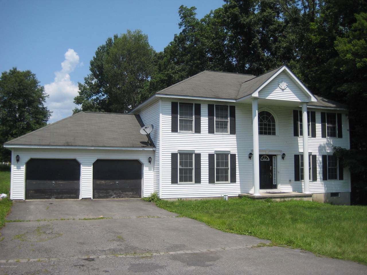 704 Horizon Dr - Photo 1