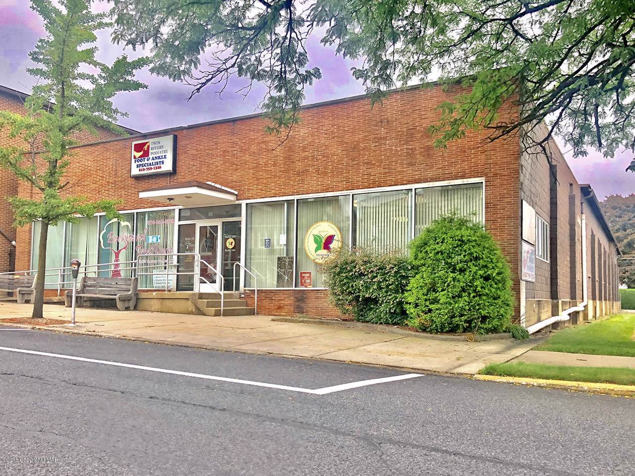 25 Broad St - Photo 1