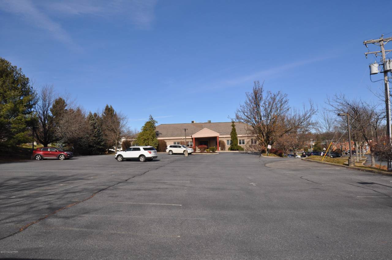 21 Corporate Dr - Photo 1