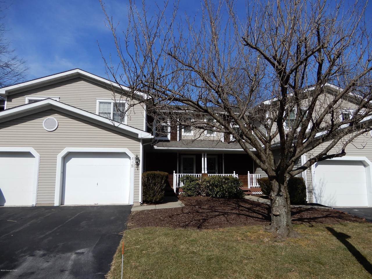 216 Amber Ln - Photo 1