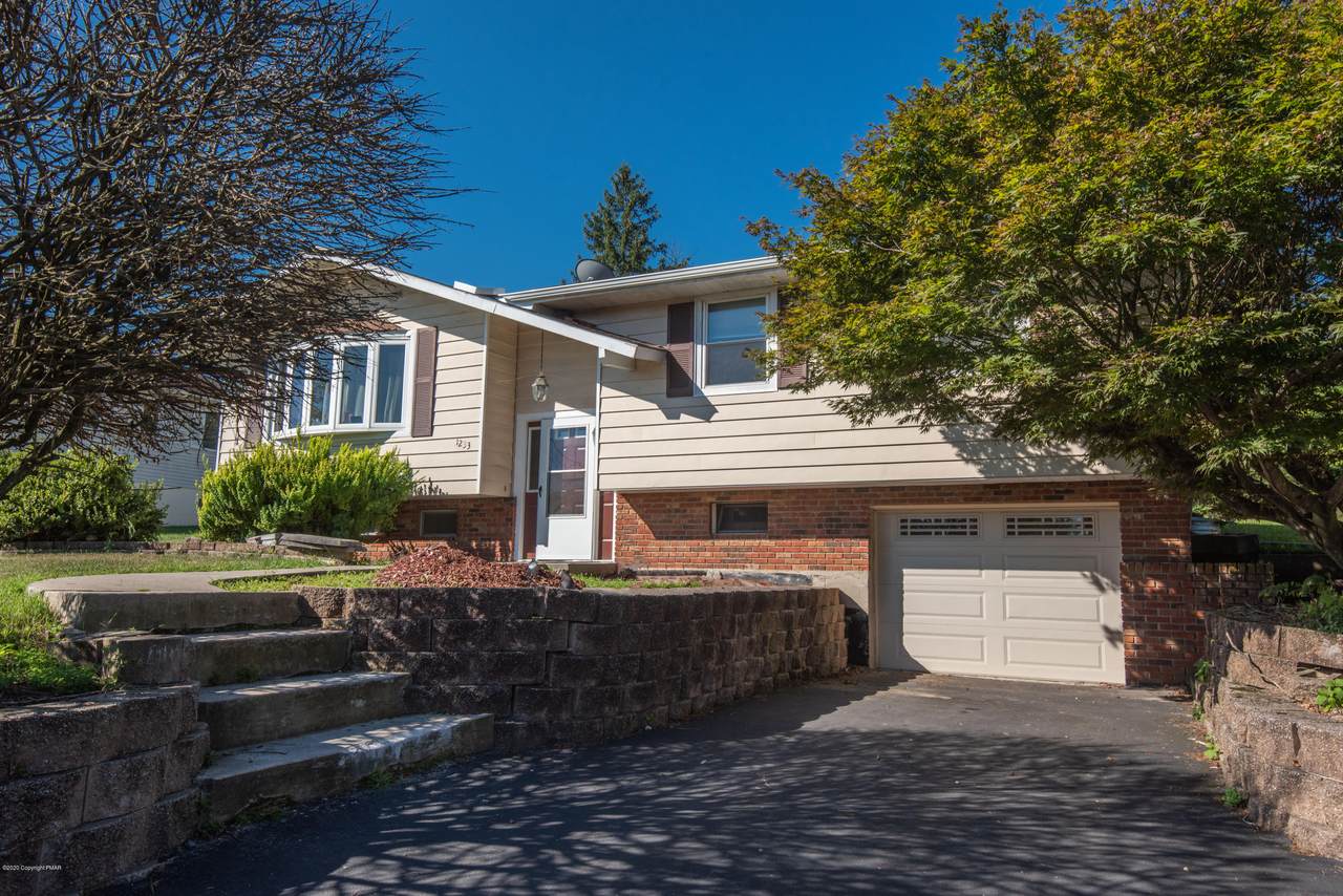 1233 Greenwood Rd - Photo 1
