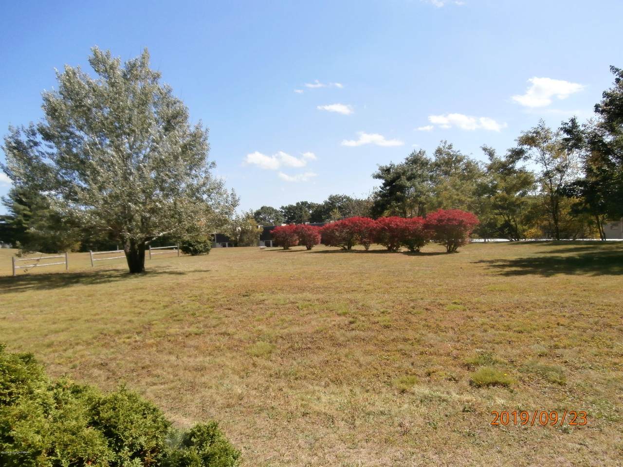 116 Foxfire Dr - Photo 1