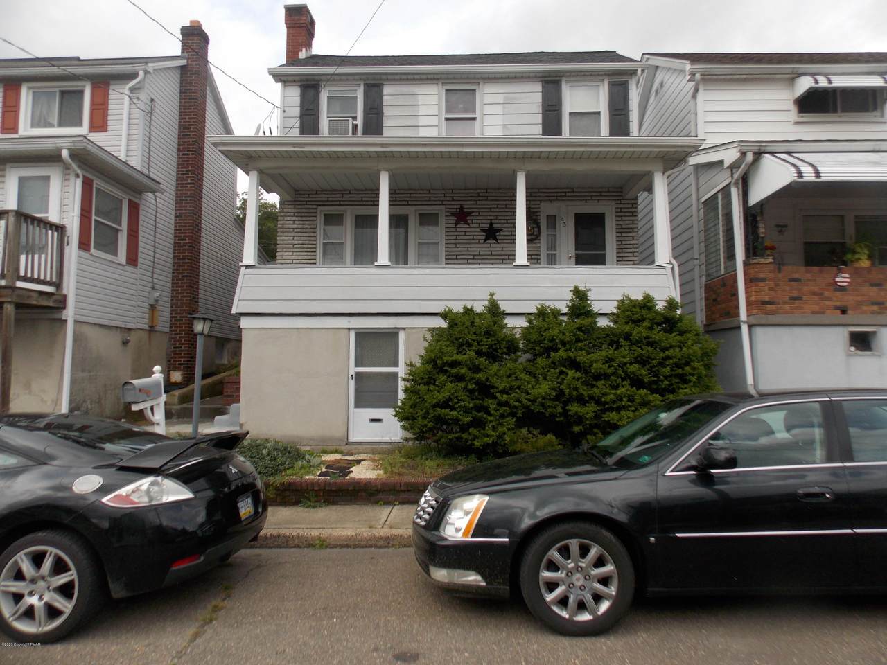 43 Garibaldi Ave - Photo 1