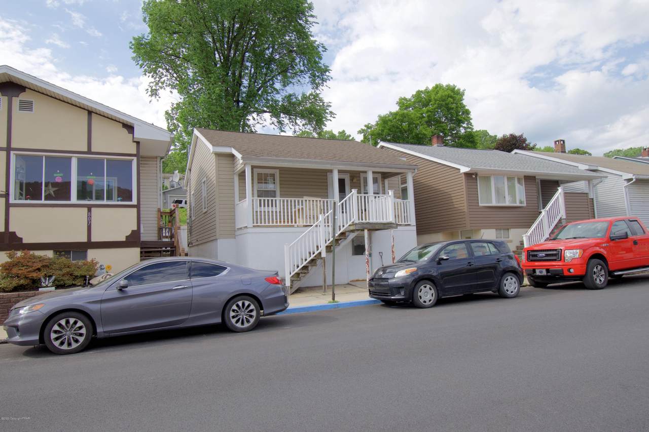 803 Princeton Ave - Photo 1