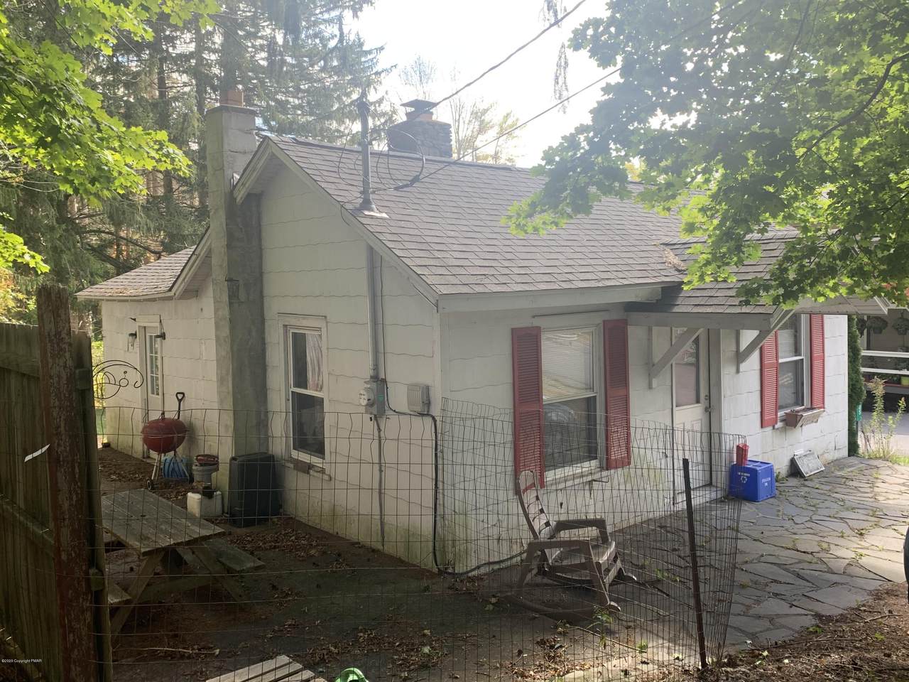 105 Robinson Ln - Photo 1