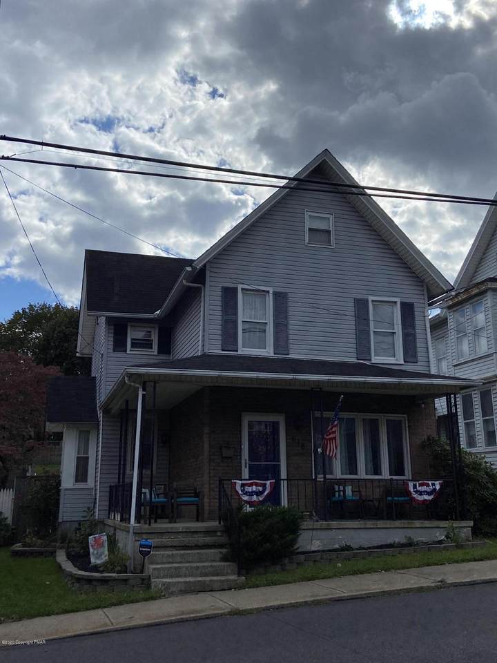 616 Market St - Photo 1