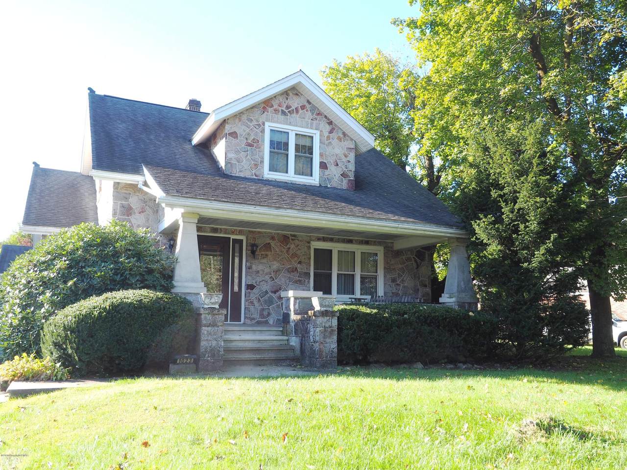 1023 Park Drive - Photo 1
