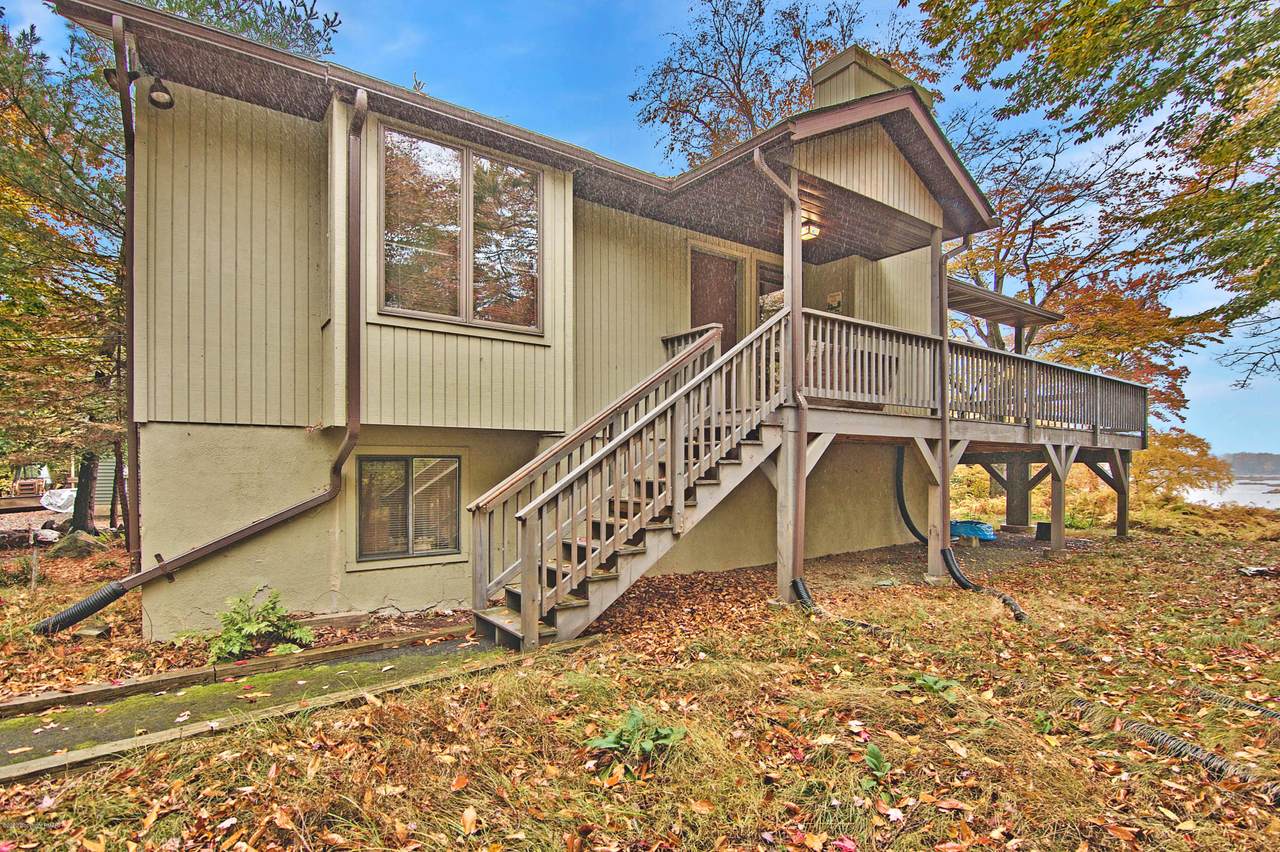 1011 Dogwood Ln - Photo 1