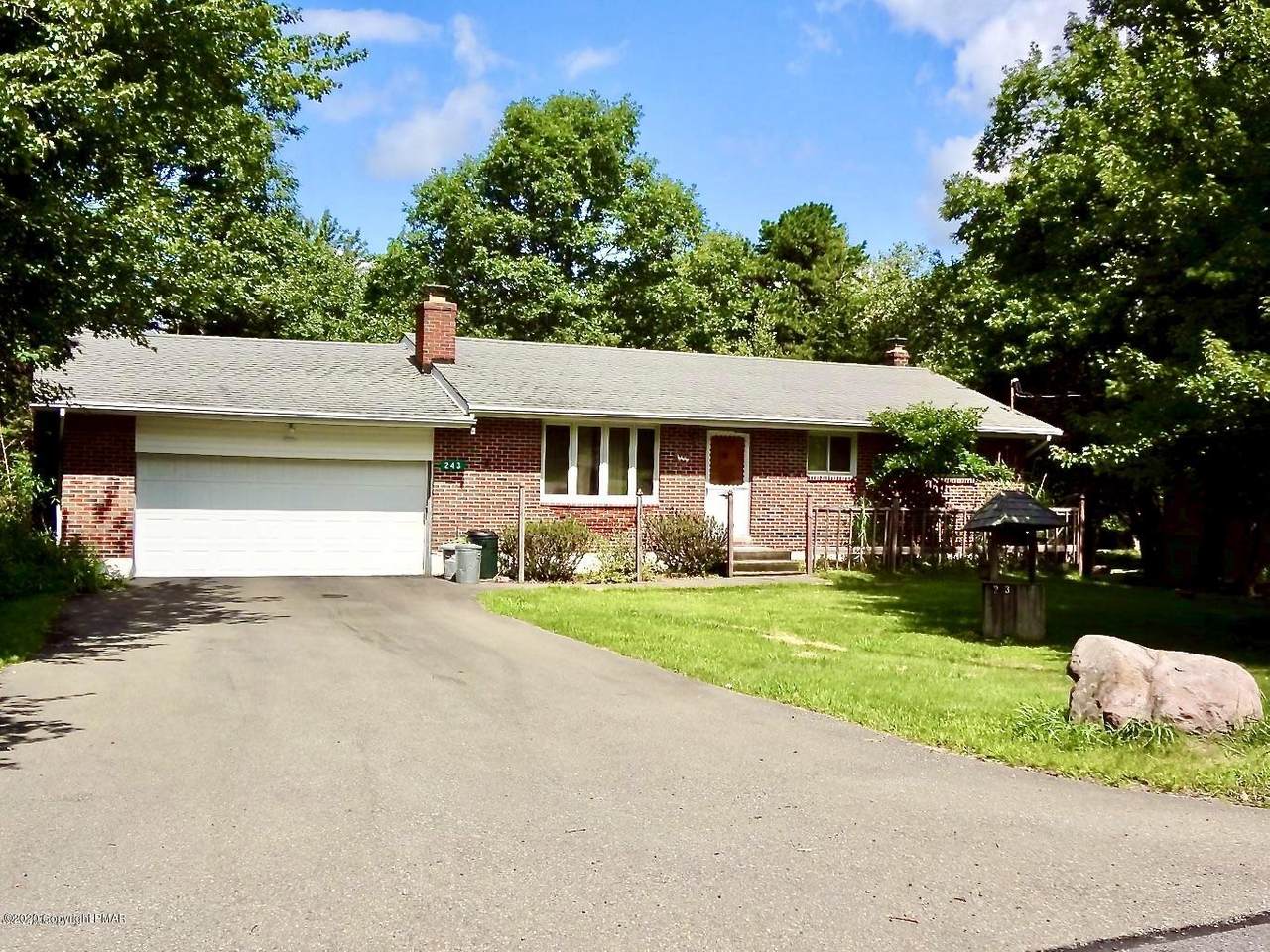 243 Mountain Road - Photo 1