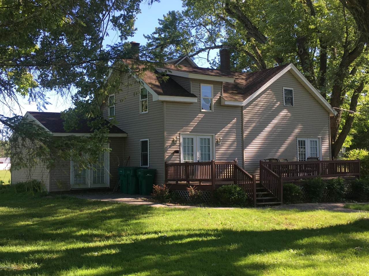 121 Schoonover Ln - Photo 1